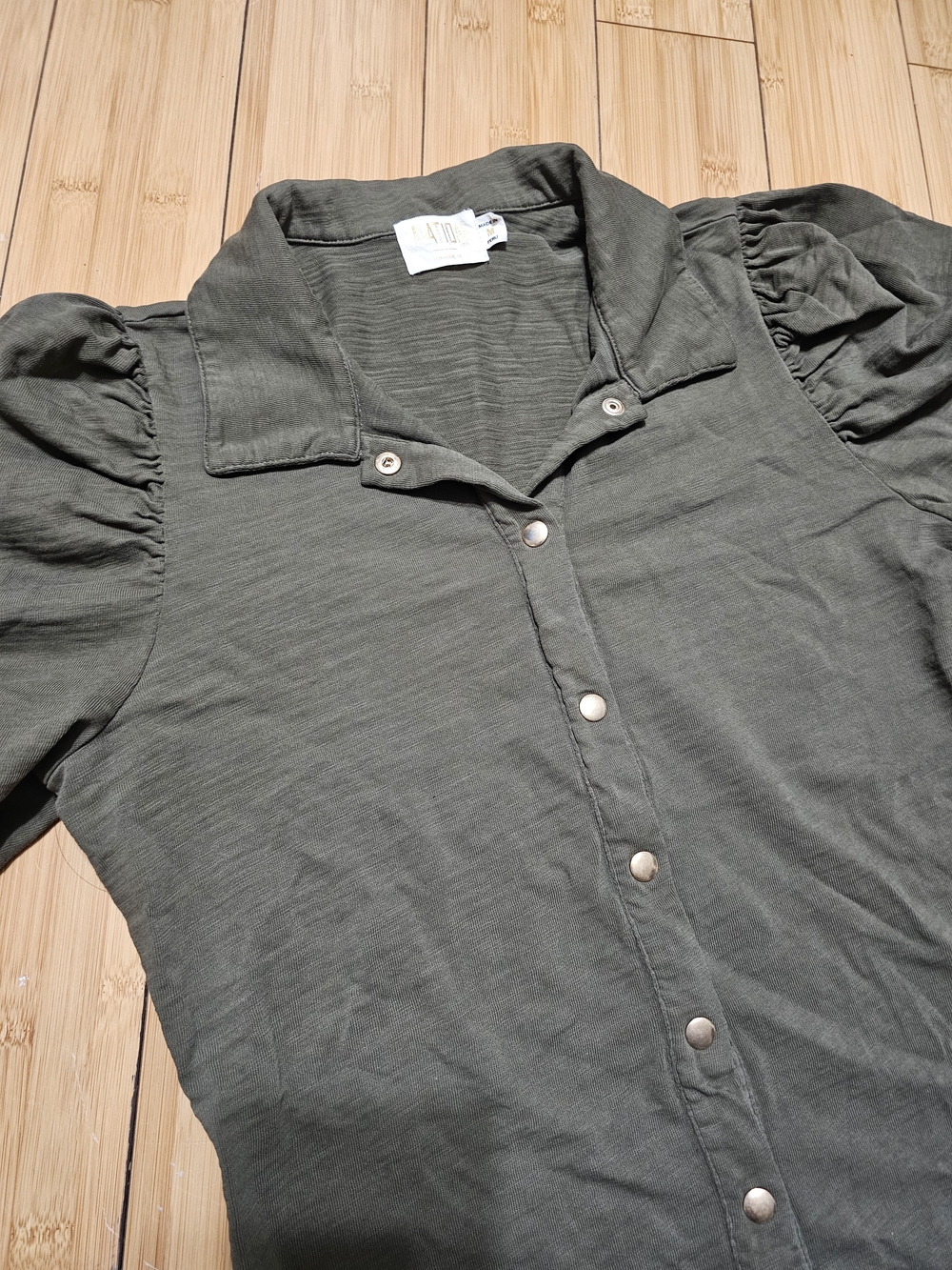 Nation LTD Olive Short-Sleeve Button Down Shirt - Picture 3 of 4